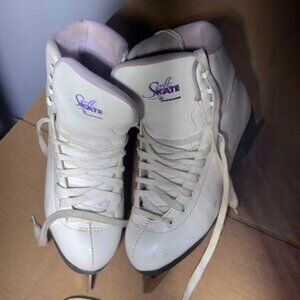 Jackson Soft Skate Girls Figure Skates - White - Size 7 for Kids